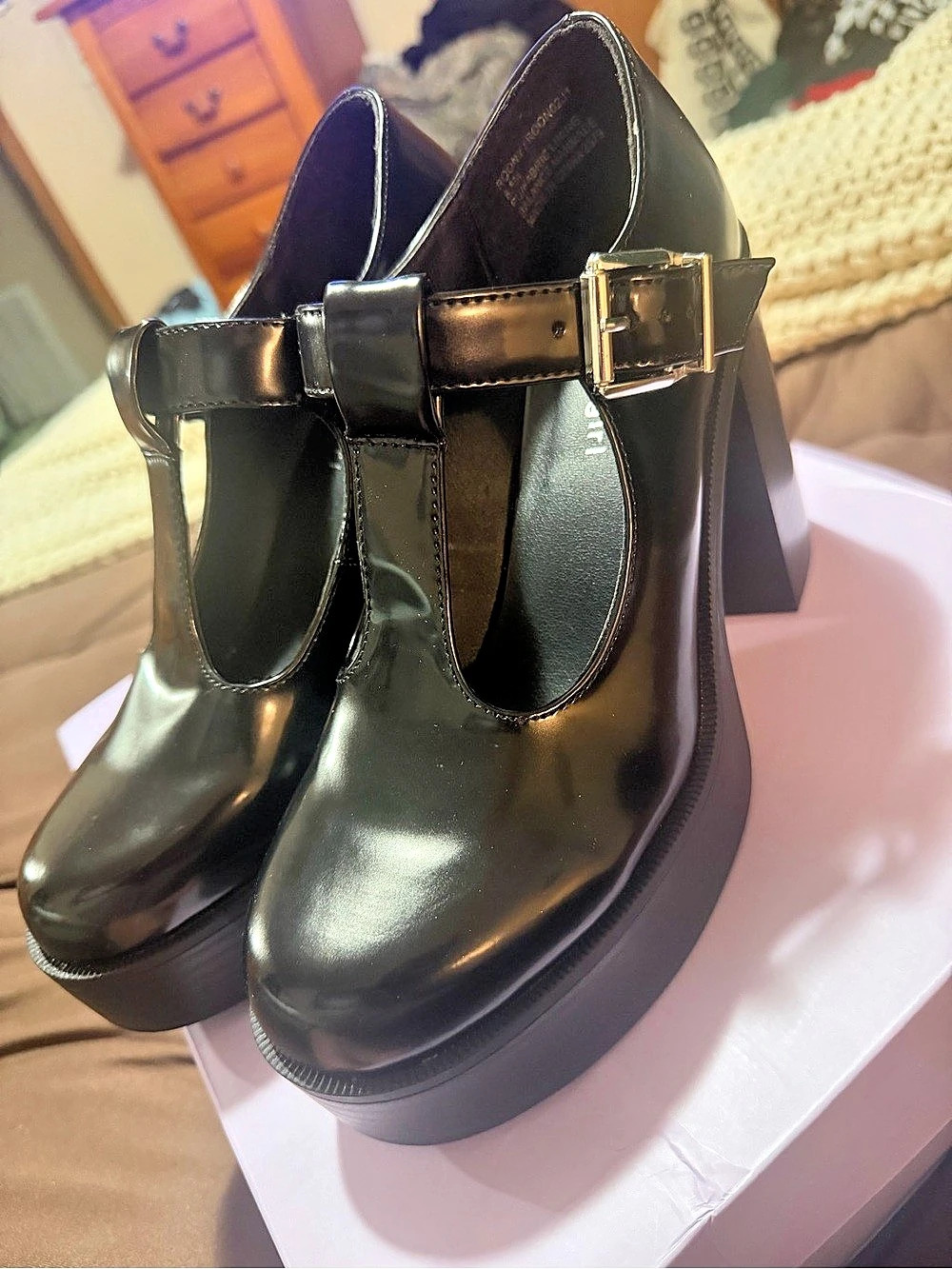 Madden Girl Roony Platform Mary Jane Pump Platform Heels in Black US 8.5